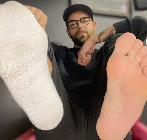 View Tattedsk8ter (tattedsk8ter) OnlyFans 4 Photos and 18 Videos leaked 

 picture 2