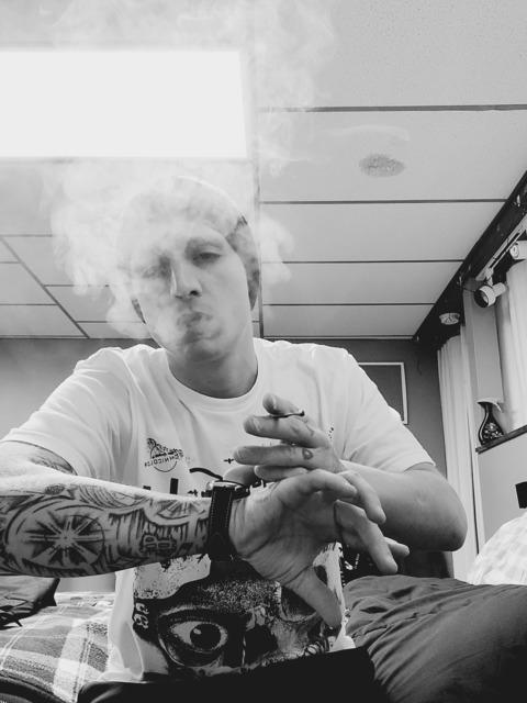 Onlyfans leaked tattedstoner4_20 

 picture 2