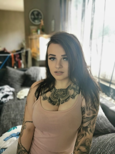 Download tattoo_girl OnlyFans videos and photos free 

 picture 2