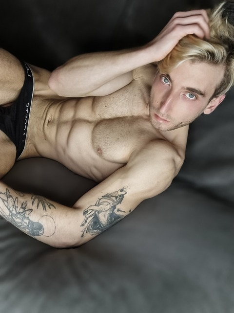tattooed_peach_teaser ((NEW PAGE)The_tattooed_blonde_peach_FREE) OnlyFans Leaks 

 picture 2