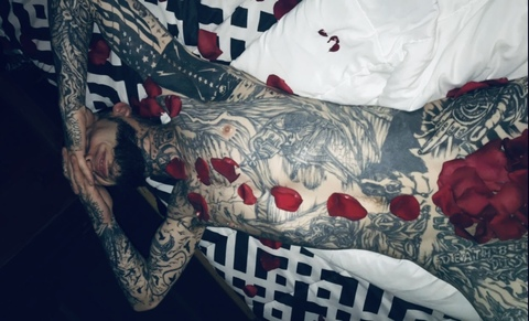 tattooedmisfit OnlyFans Leaks (11 Photos and 8 Videos) 

 picture 2