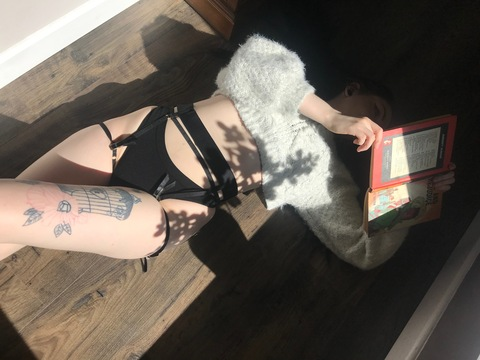 tattooedstonedcutie OnlyFans Leaked (168 Photos and 27 Videos) 

 picture 2