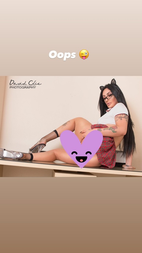 Onlyfans free tattooqueenbfree 

 picture 2