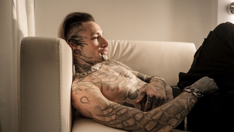 View TattooRyan.free (tattooryanfree) OnlyFans 320 Photos and 82 Videos gallery 

 picture 2