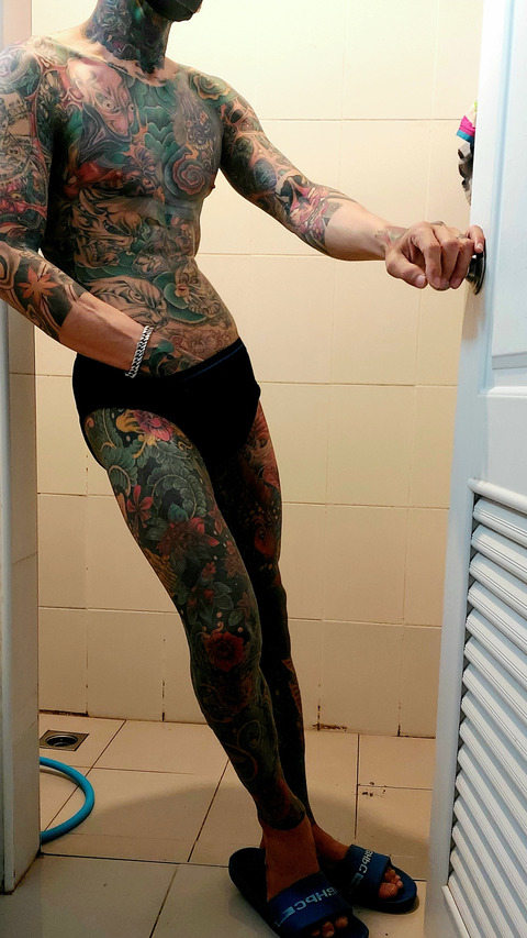 tattoothaiman OnlyFans Leaks 

 picture 2