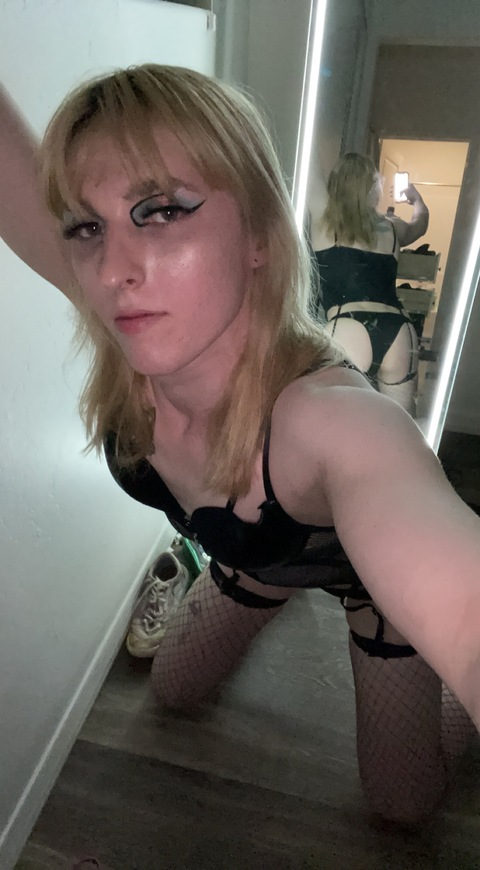 taylorlif3 (taylor03) OnlyFans content 

 picture 2