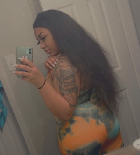 taylormayne_ OnlyFans Leaked (3 Photos and 1 Videos) 

 picture 2