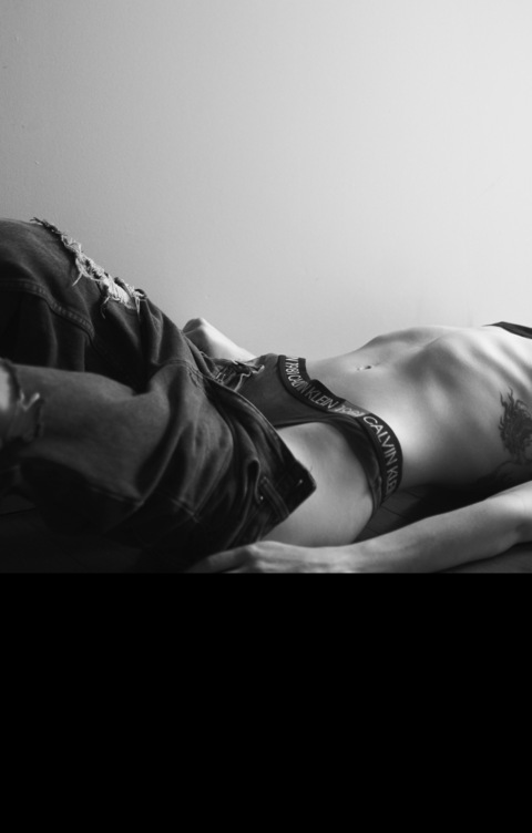 Onlyfans leaked taylorzahn 

 picture 2
