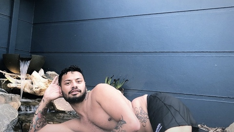Onlyfans leaks tcwairau 

 picture 2