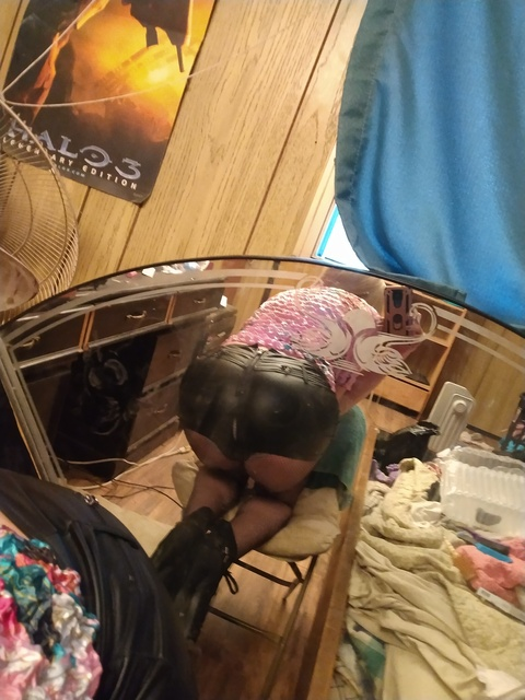 Download tessduarte OnlyFans content for free 

 picture 2