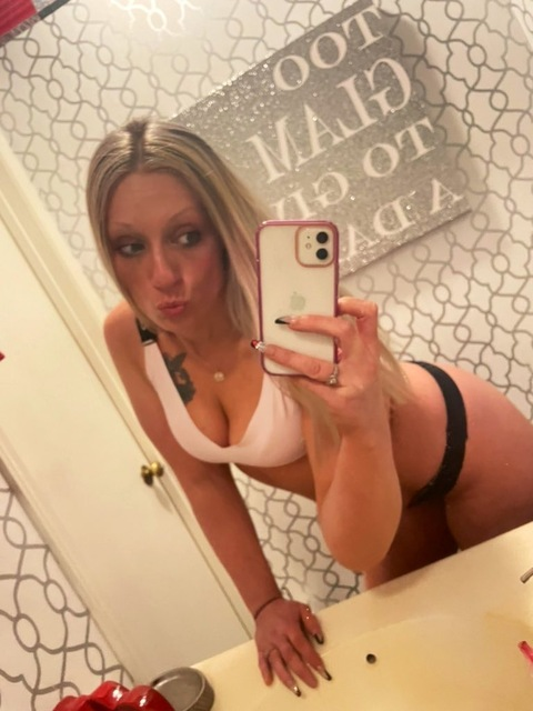Download thalia_duh OnlyFans content for free 

 picture 2