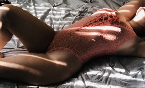 thatbitchmollyfree OnlyFans Leaks 

 picture 2