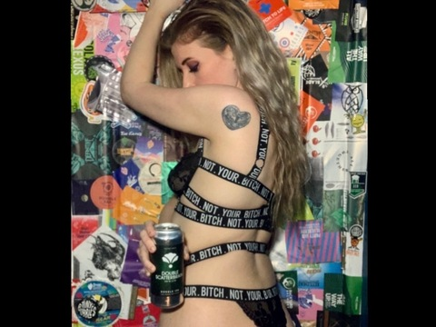 View thatcraftbeerbitch (❣️THATCRAFTBEERBITCH❣️) OnlyFans 146 Photos and 11 Videos for free 

 picture 2