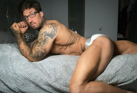 View thattattooedgymguy OnlyFans content for free 

 picture 2