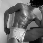 Download the_king_mcqueen OnlyFans content for free
picture 1