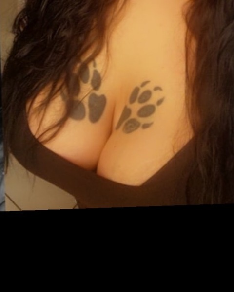 View the_lady_m OnlyFans content for free 

 picture 2