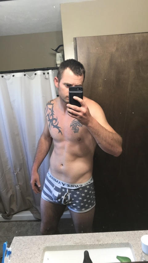 the_real_dickfitswell (Dick fitswell) OnlyFans Leaked Content 

 picture 2