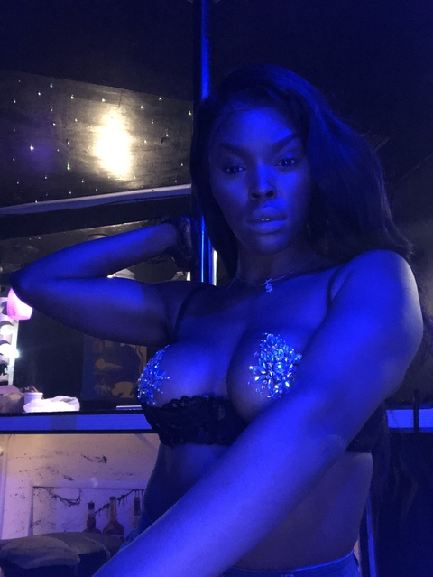 Free access to thebabesarah (The Babe Sarah) Leaked OnlyFans 

 picture 2