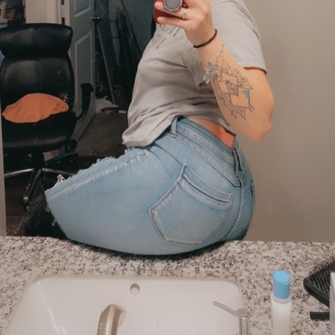 View thebadmommy23 (Alyssa ❤️) OnlyFans 29 Photos and 17 Videos leaked 

 picture 2