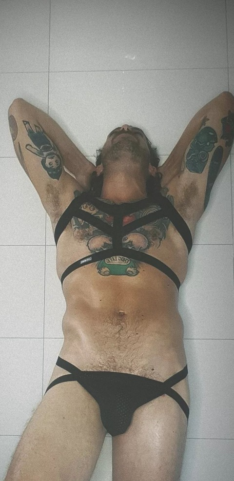 thebarber2020 (The Barber) OnlyFans Leaked Content 

 picture 2