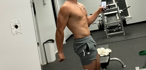 Onlyfans leaked thebigwetz 

 picture 2