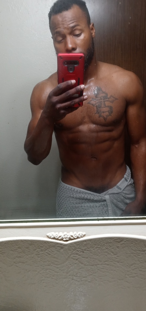 @theblackstallion23 leaked Onlyfans gallery for free 

 picture 2