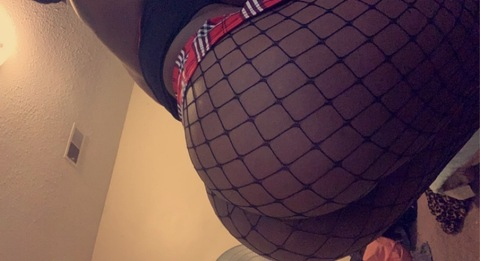 Download theeluvlykee OnlyFans content for free 

 picture 2