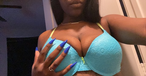 theeluvlylacey (Laxxxey 💋) free OnlyFans Leaked Pictures & Videos 

 picture 2