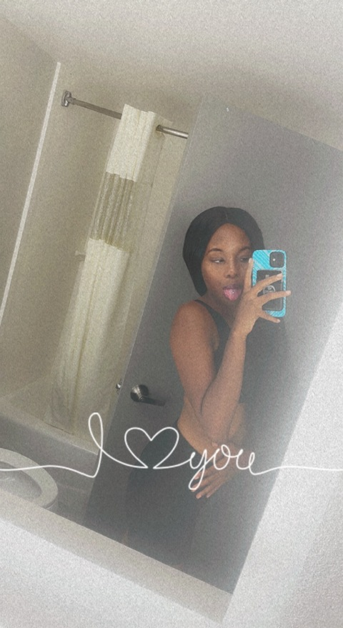 Free access to @thehaitianhilarybanks Leaks OnlyFans 

 picture 2