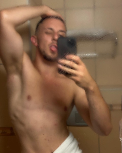 thehariss OnlyFans Leak 

 picture 2