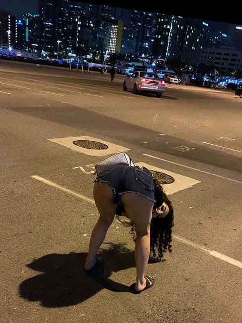 thelatinaqueen22 OnlyFans Leaks 

 picture 2