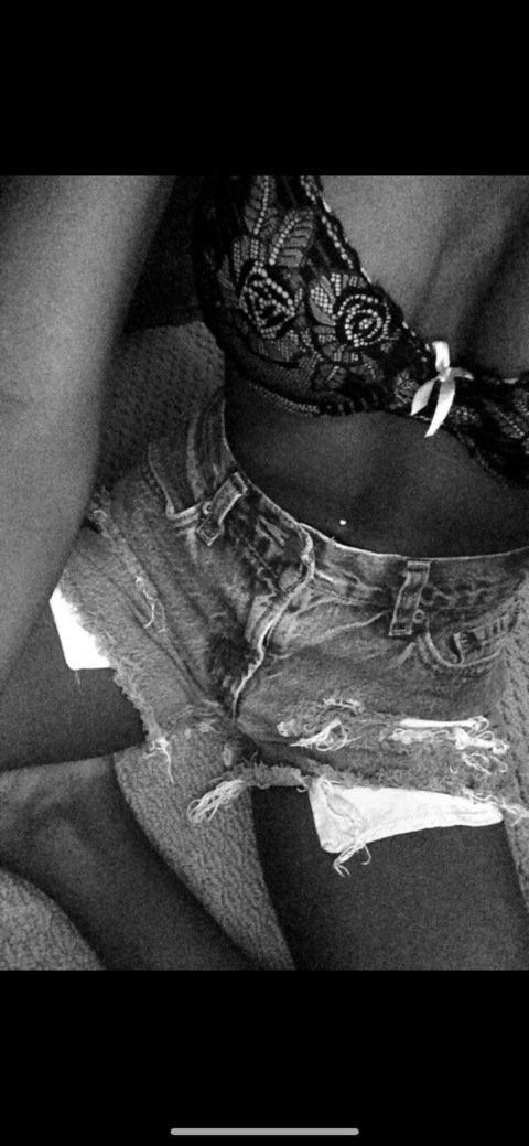 Get Free access to theofficialsexycoco Leaks OnlyFans 

 picture 2