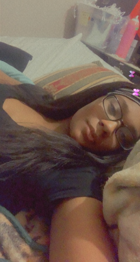 theoneandonlyyasmine OnlyFans Leaks 

 picture 2