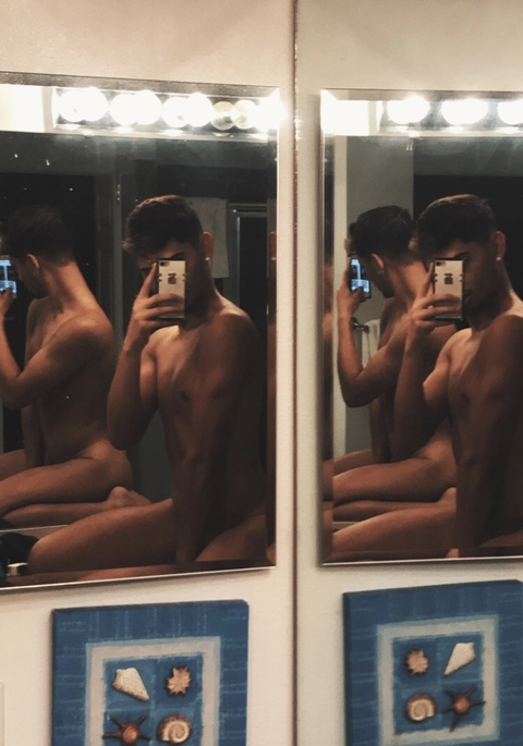 Onlyfans free theonlyadon_ 

 picture 2