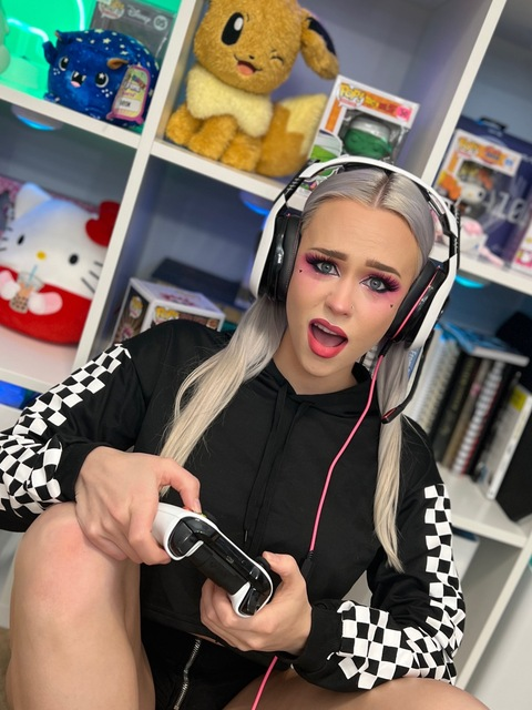 Onlyfans free thepenelopeford 

 picture 2