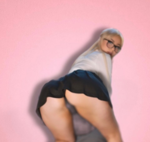 thepolskaprincess (Polish Princess) free OnlyFans Leaks 

 picture 2