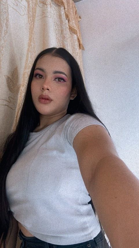 Download thequeendeisy OnlyFans content free 

 picture 2