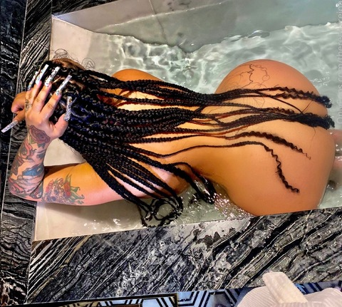 Download thereallareina OnlyFans videos and photos free 

 picture 2