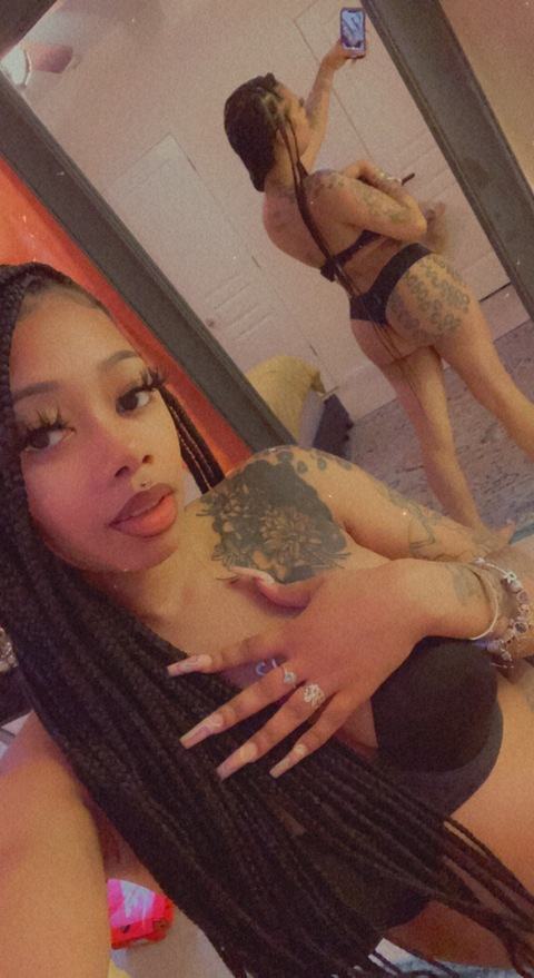 Free access to thereallethal Leaks OnlyFans 

 picture 2