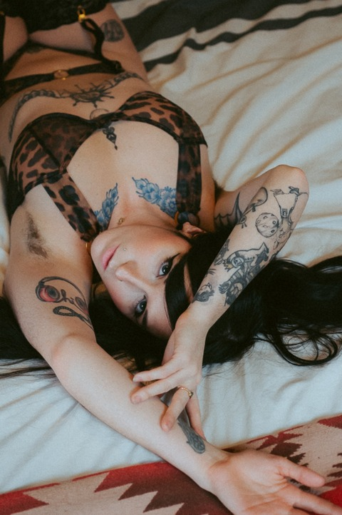 thesemisucubus2.0 (Athena the Sucubus) OnlyFans Leaked Pictures and Videos 

 picture 2