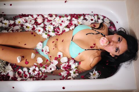 View thestephhoney (Honey) OnlyFans 59 Photos and 9 Videos leaked 

 picture 2
