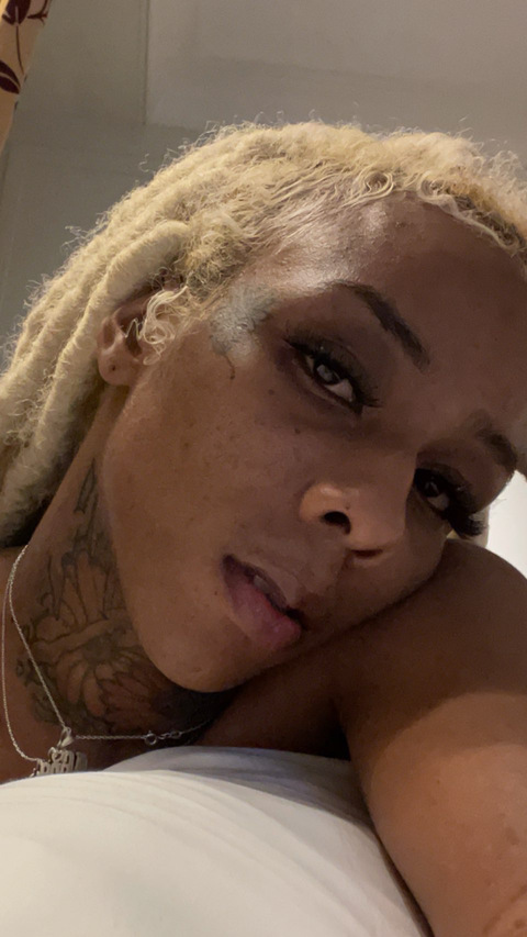 View ❤️‍🔥Creative Hustler❤️‍🔥 (thesunflowernana) OnlyFans 7 Photos and 11 Videos leaked 

 picture 2