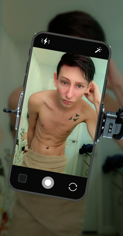 thethreemoons (Mark) OnlyFans Leaked Pictures & Videos 

 picture 2
