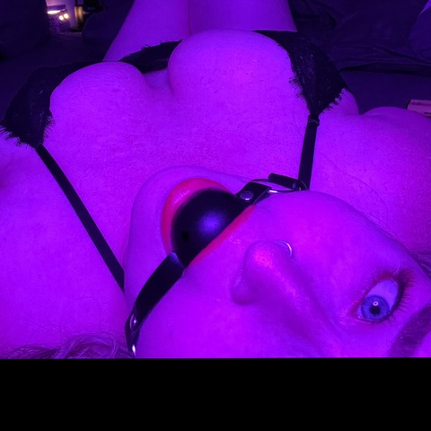 theunholymatrix OnlyFans Leaks 

 picture 2