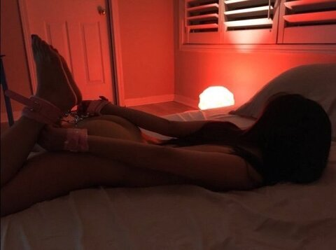 View caramel queen (thewaitress) OnlyFans 3 Photos and 0 Videos gallery 

 picture 2