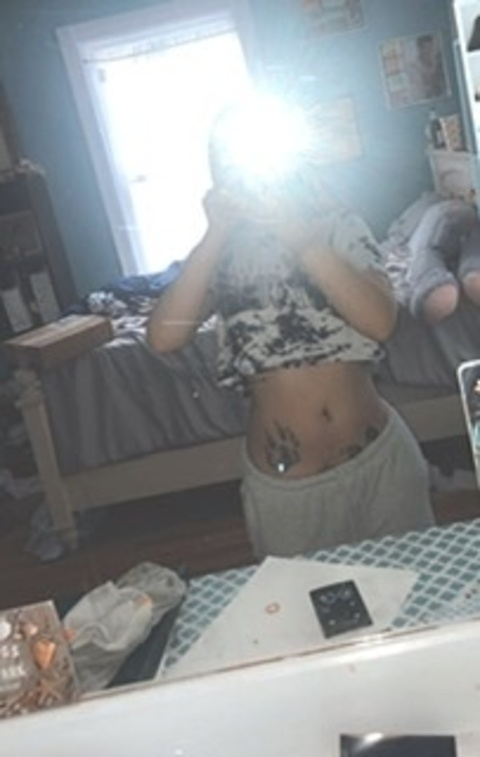 Onlyfans free content thicbitchj 

 picture 2