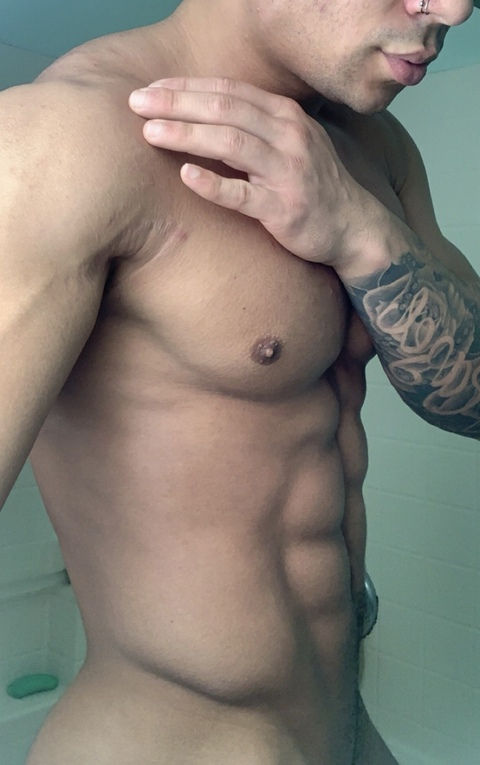 Onlyfans free content thicccummss 

 picture 2
