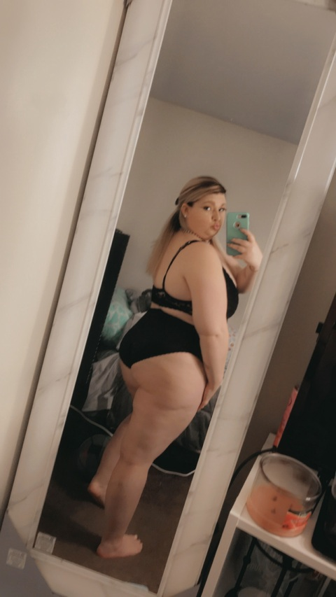 thicckems2005 OnlyFans Leaked 

 picture 2