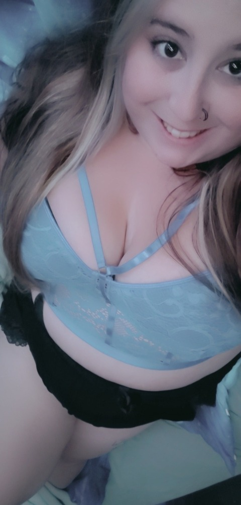 thiccmama317 (Thiccmama317) free OnlyFans Leaked Pictures and Videos 

 picture 2
