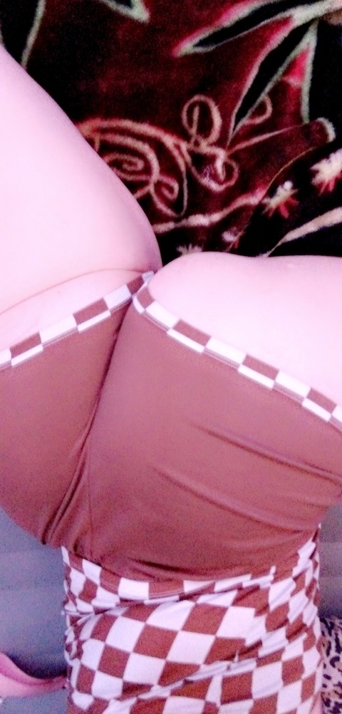 thick.witch.420 OnlyFans Leaked (118 Photos and 44 Videos) 

 picture 2